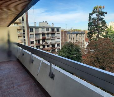 Location Appartement 2 pièces 51m² - Photo 3