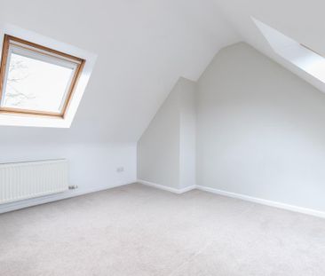 4 bedroom semi-detached house to rent - Photo 1
