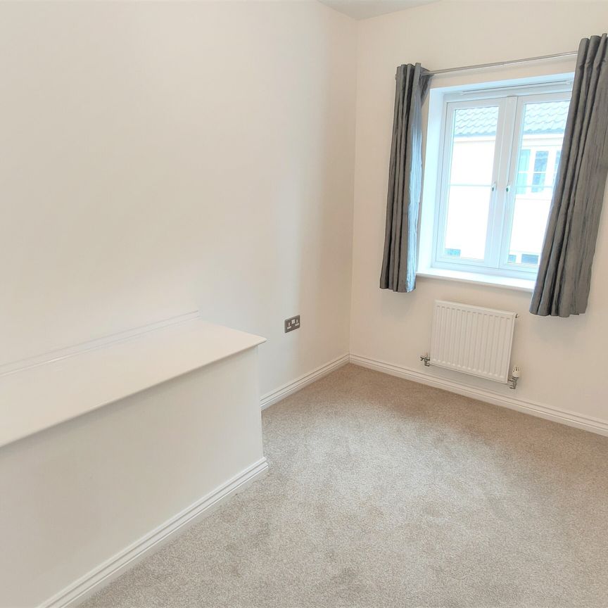 Blake Walk, Bury St. Edmunds - Photo 1