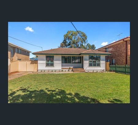 6 Damour Street, Holsworthy, NSW 2173 - Photo 5