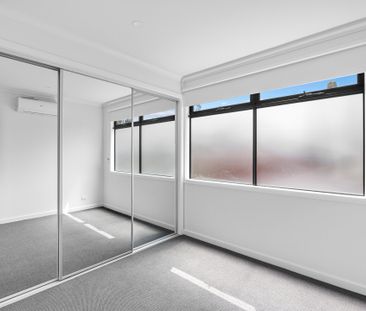 Two Storey Two Bedroom Townhouse - Photo 2