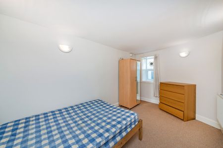 St Saviours Road, London, SW2 5HP - Photo 4
