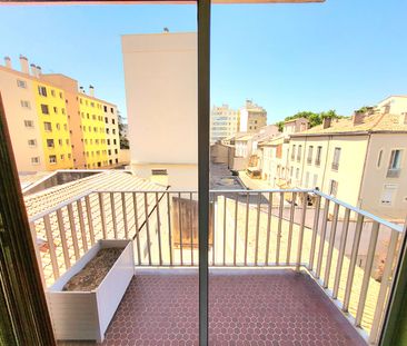 NIMES - APPARTEMENT P2 DE 45 M2 AVEC LOGGIA, BALCON + PARKING EN SS... - Photo 5