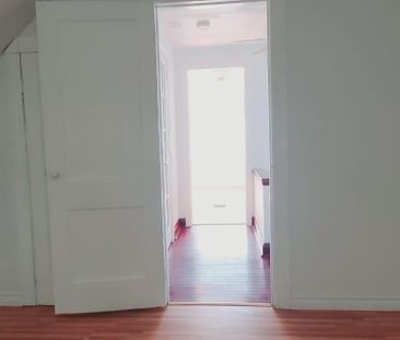 For Lease - 167 Erb Street, Kitchener, Ontario - Photo 5