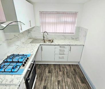 Sullivan Street, Longsight, Manchester, M12 - Photo 6