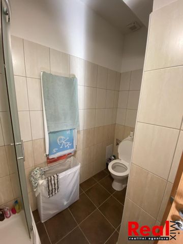 Pronájem bytu 1+kk 30 m2 - Photo 5