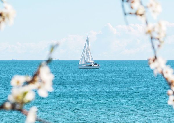 LONG TERM RENTAL Beautiful villa with sea views for rent in Benissa coast with 5 bedrooms.