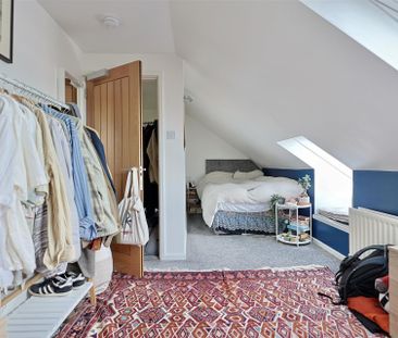 5 bedroom Student Maisonette to rent in Simonside Terrace, Newcastl... - Photo 6