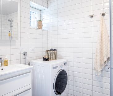 Mysig lägenhet med balkong i soligt söderläge. - Foto 5