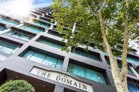 Domain Apartments | Near New Carpet and Paint One Bedroom Apartment - Photo 5