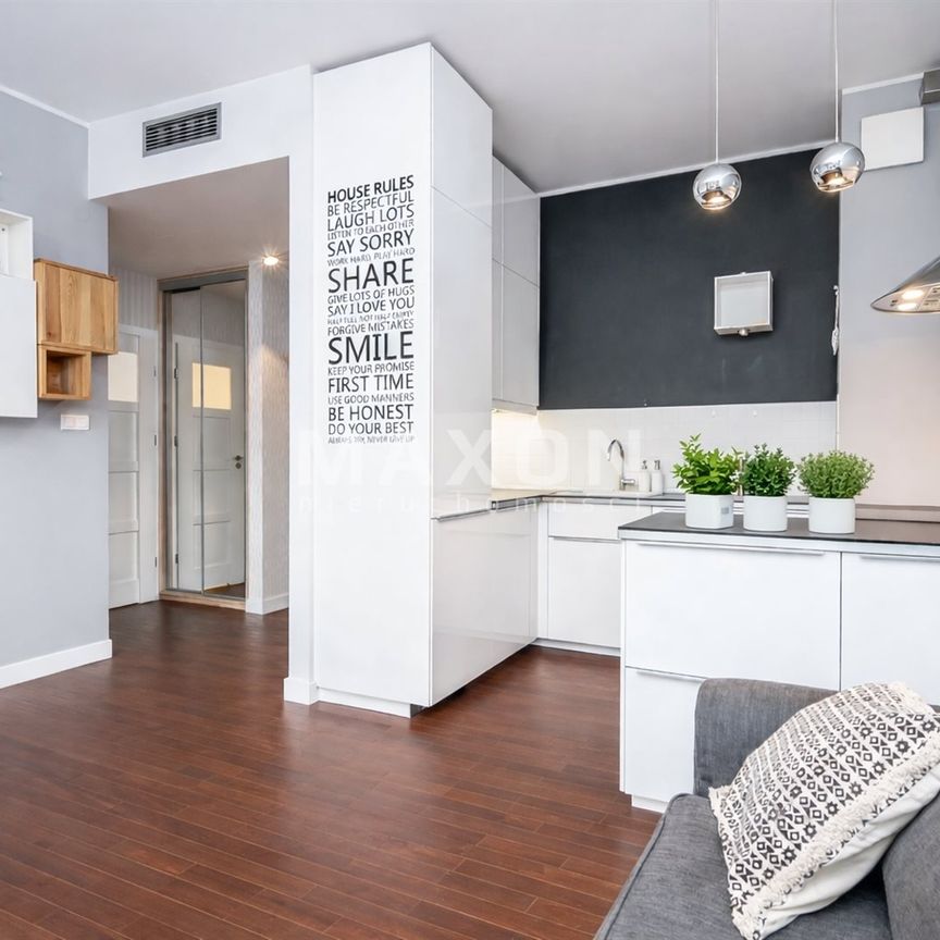 2 pok., 20 mkw. loggia, duża komórka lokatorska. - Zdjęcie 1