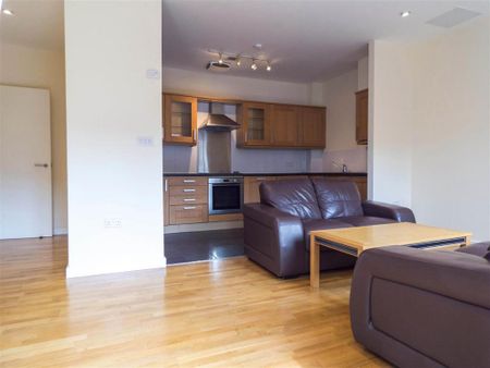 1 bedroom flat to rent - Photo 2