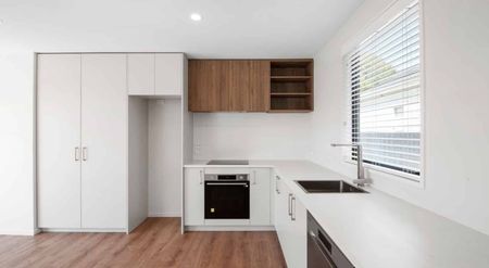2/590 Gloucester Street - Photo 3