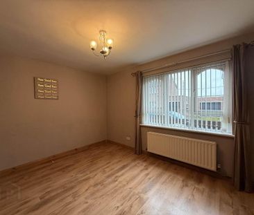 47 Orangefield Drive, Armagh, BT60 1DU - Photo 2
