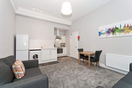 2 bedroom flat to rent - Photo 2