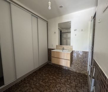 Location Appartement 3 pièces 70m² BRIGNOLES 83170 - Photo 6