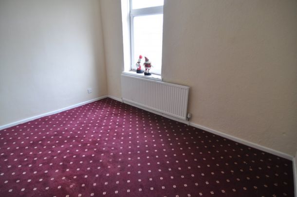 2 bed Terraced - To Let - Photo 1