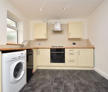 45, Thirlmere Close, Leeds, West Yorkshire, LS11 8JH - Photo 1