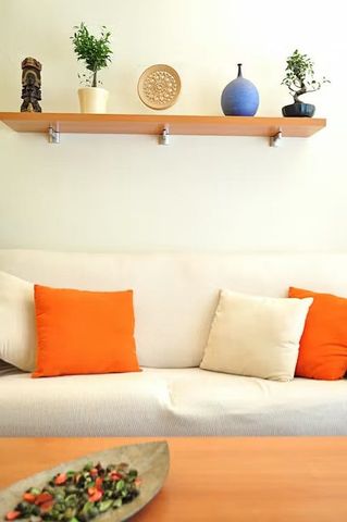 Carrer de l'Encarnació, Barcelona, Catalonia 08025 - Foto 3