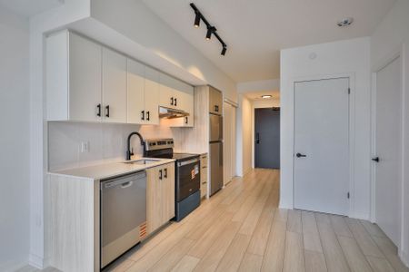 For Lease - 4878 Powers Common Unit# C801, Burlington, Ontario - Photo 2
