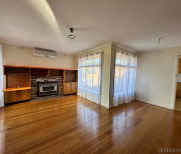 14 Dianne Street, Bundoora - Photo 6