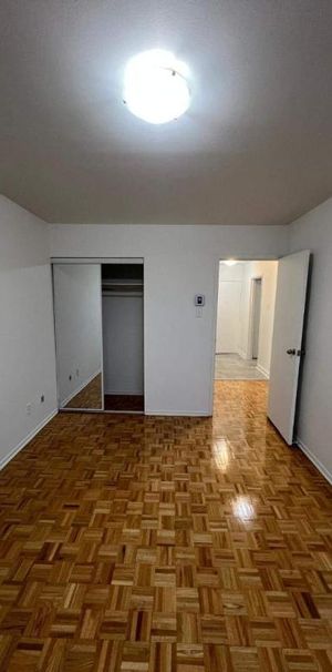 2 CH - 1 SDB - Laval - $1,300 /mo - Photo 1