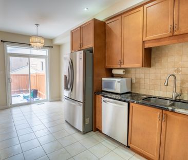 For Lease - 3229 Edwyna Drive, Mississauga, Ontario - Photo 1