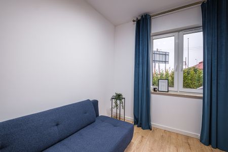 Domek w centrum miasta - Zdjęcie 3