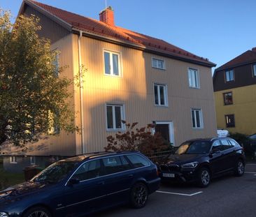 Sunnerödsvägen, Uddevalla - Photo 1