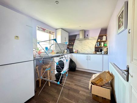 Flat to rent - Photo 2