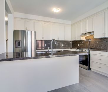 For Lease - 2 Bill Guy Drive, Georgina, Ontario - Photo 5