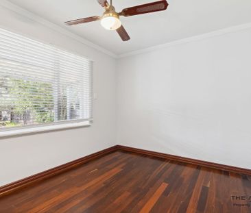 Coastal Living at Its Best! - Photo 6