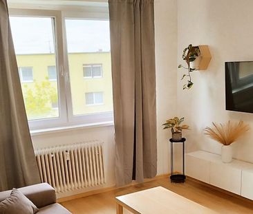 Prenájom krásneho kompletne zariadeného 1. izb. bytu s balkónom -Še... - Photo 4