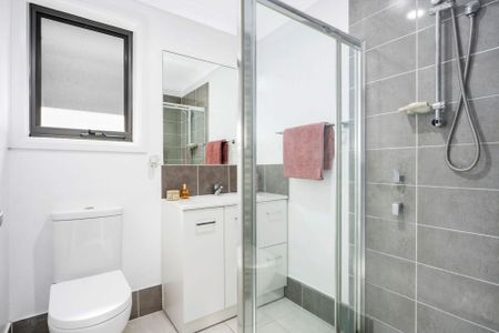 Ideal Family Home&excl; - Photo 4