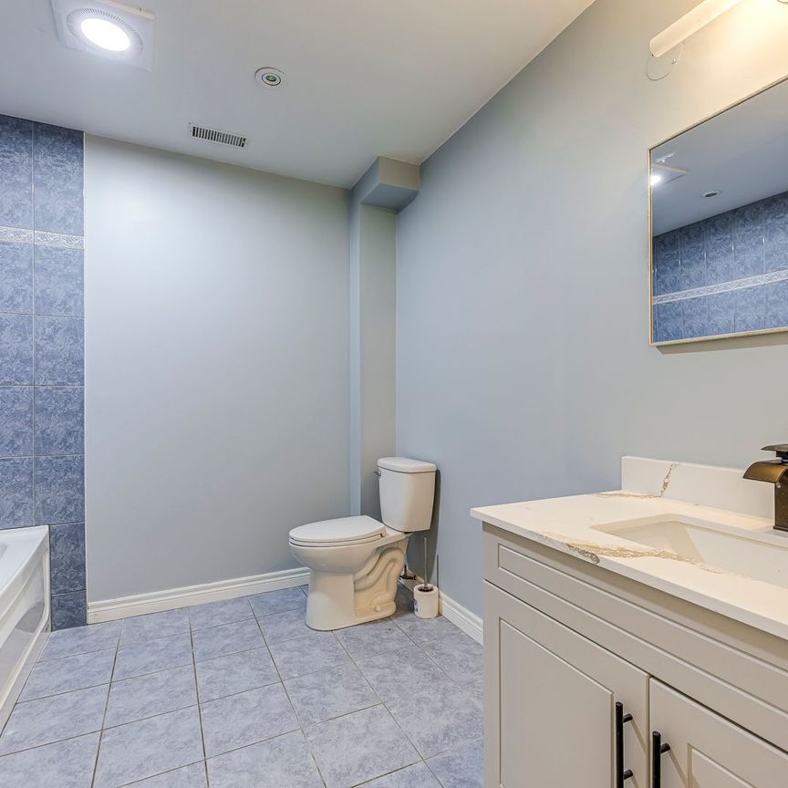 For Lease - 1106 Crestview Street, Oakville, Ontario - Photo 1