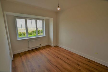 5 bedroom detached house to rent - Photo 5