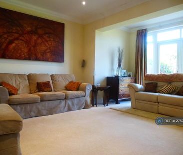 5 bedroom semi-detached house to rent - Photo 1