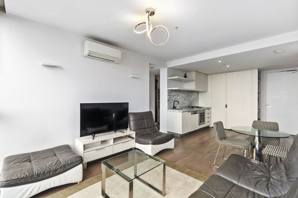 1701/33 Blackwood Street, North Melbourne - Photo 1