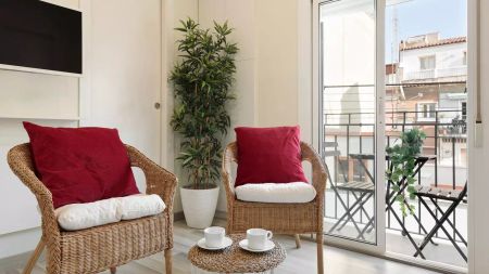 2-bedroom apartment for rent in La Barceloneta, Barcelona - Photo 2