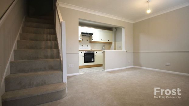 Bishops Drive, Feltham,TW14 - Photo 1