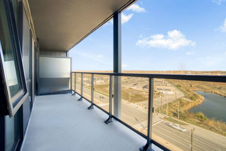 For Lease - 3200 Dakota Common Unit# B906, Burlington, Ontario - Photo 4