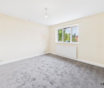 5 bedroom detached house to rent - Photo 5