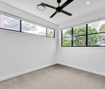 GREAT Home in GREAT position - Photo 6