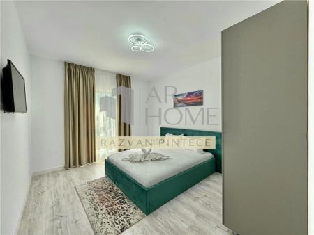 Inchiriere apartament 3 camere de lux, prima inchiriere, centrala termica, zona Nord, Ploiesti. - Fotografie 3