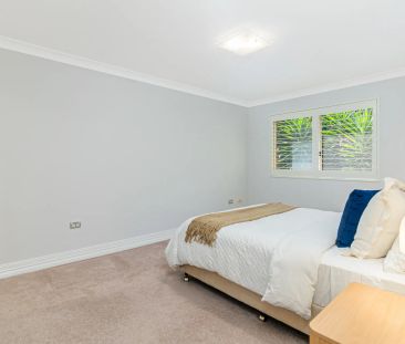 Spacious Three-Bedroom Apartment in a Prime Castle Hill Location - Photo 5