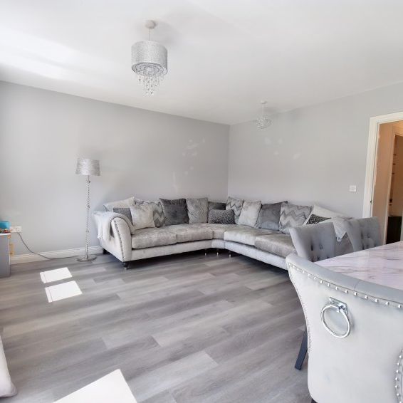 River Plate Road, Exeter - Photo 1