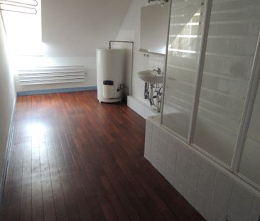 Location Appartement 3 pièces 61m² - Photo 2