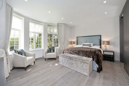 Porchester Gardens, Bayswater, London, W2 ground floor flat to rent - Photo 5