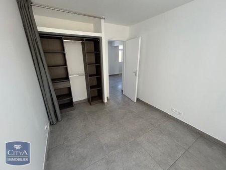 Location Maison 2 pièces 42m² MEHUN SUR YEVRE 18500 - Photo 4