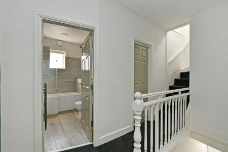 4 bedroom house share to rent - Photo 3